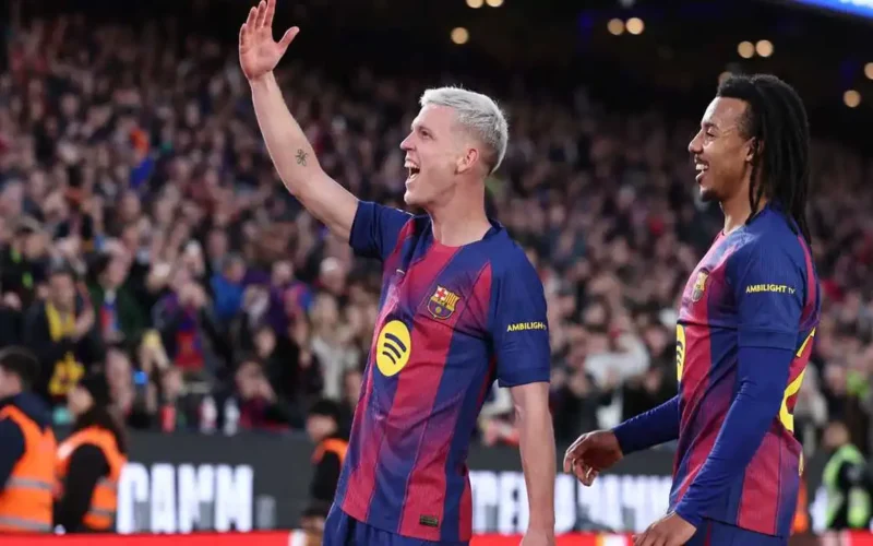 برشلونة ينتزع صدارة الدوري الإسباني من غريمه التقليدي ريال مدريد بفوز مستحق